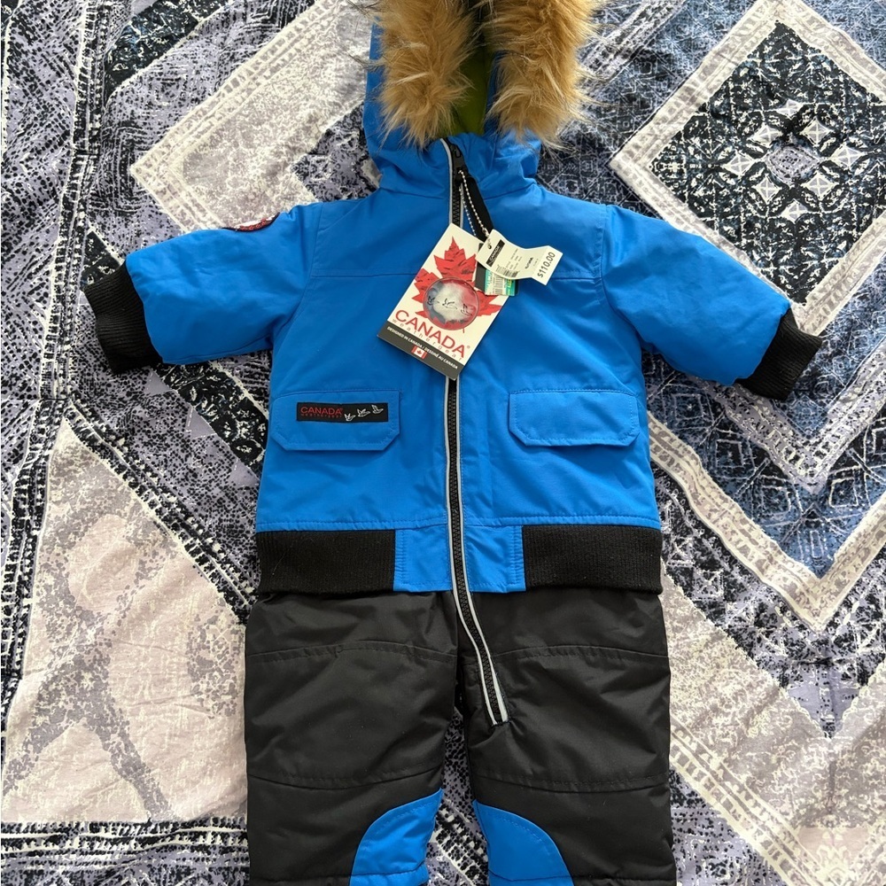 Canada Weather Gear NWT Baby One Piece Winter Bodysuit Snowsuit 6-9 Months